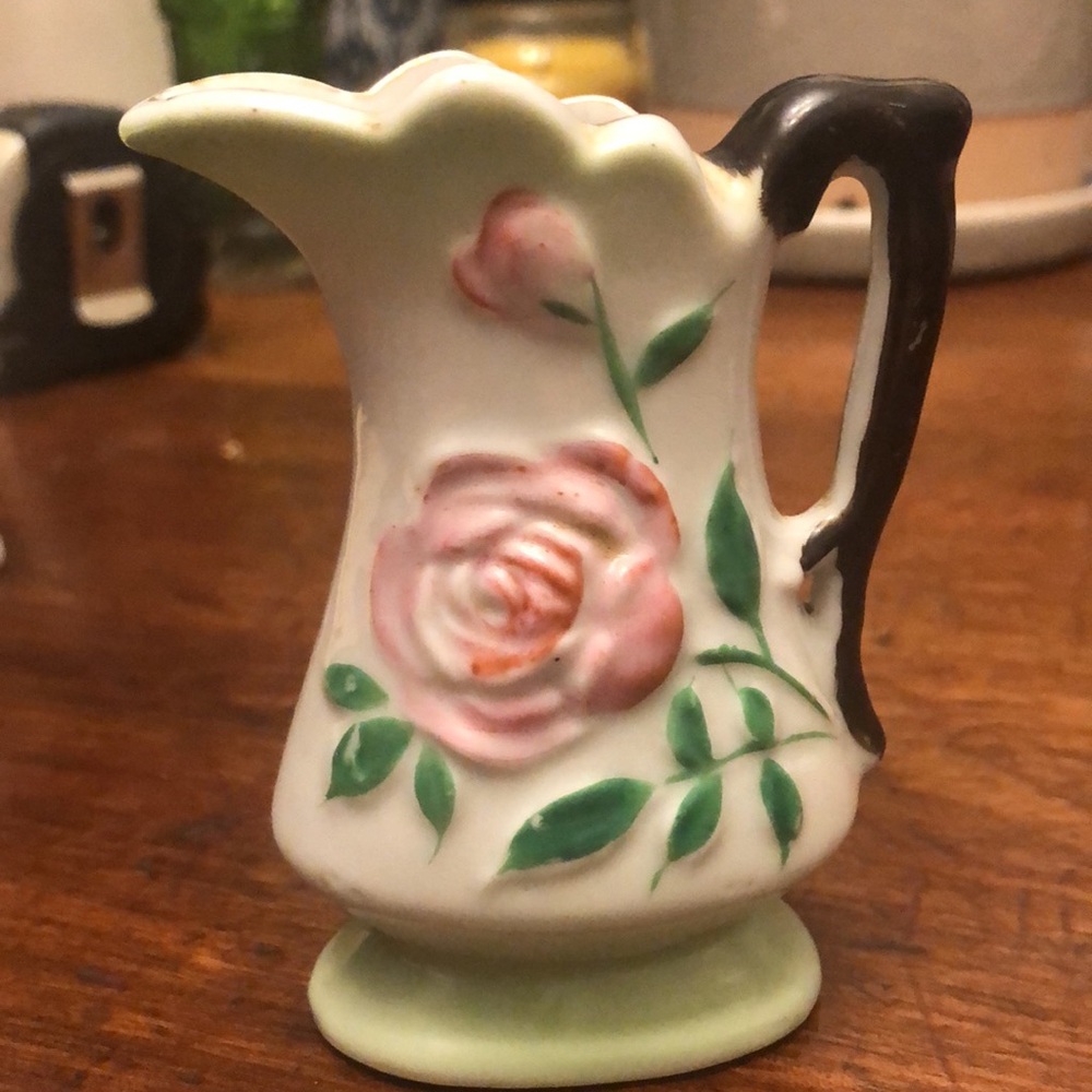 Vintage Japanese Mini Porcelein Bud Vase